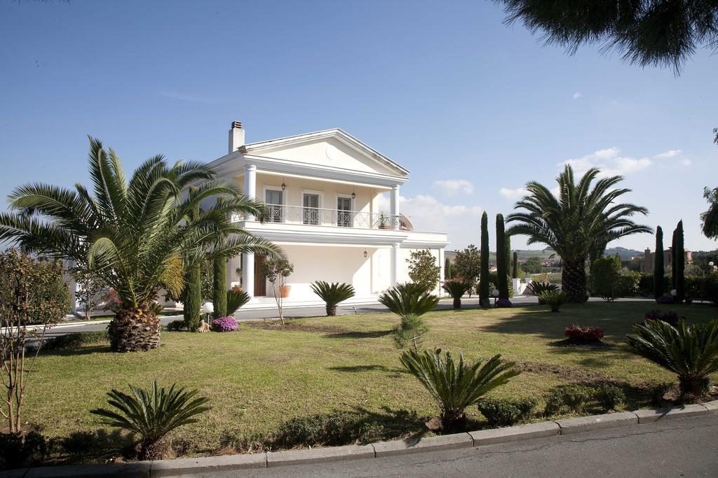 Villa Elena Peraia  Exterior photo